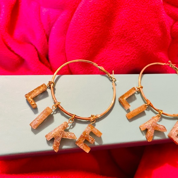 Earrings - Picture 3 of 4